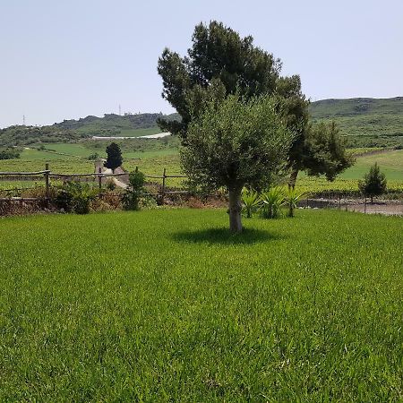 Contrada Gibbesi Villa Gibbesi Vecchio Luaran gambar