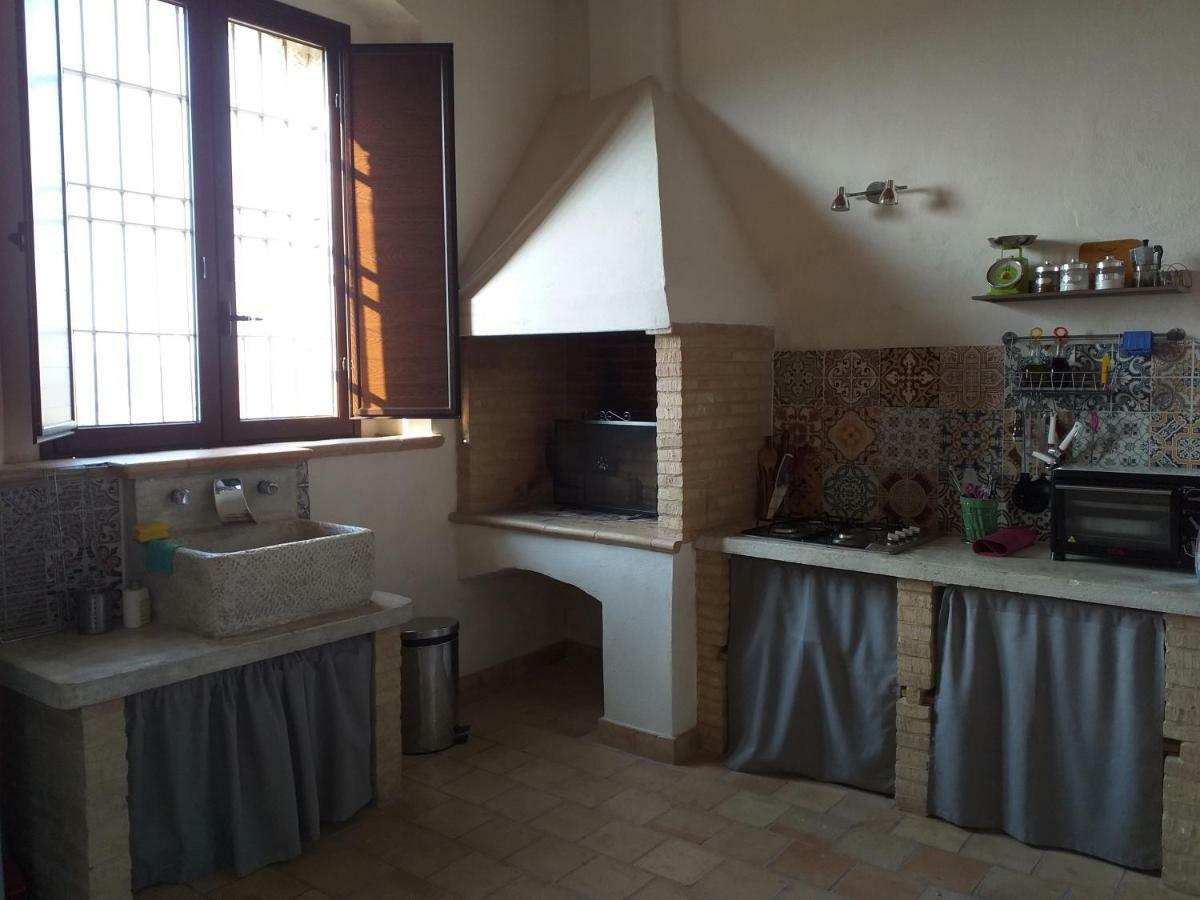 Contrada Gibbesi Villa Gibbesi Vecchio Luaran gambar